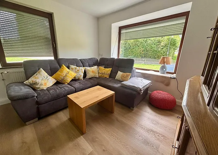 Haus Hanni 度假居 *